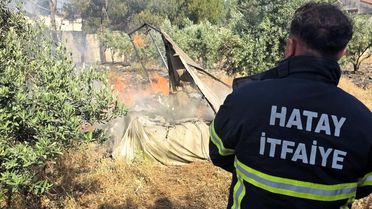 Hassa'da Bahçe Yangını Kontrol Altına Alındı