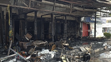 İskenderun'da Yangın: 10 İş Yeri Zarar Gördü