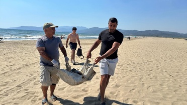 Selçuk'ta Ölü Deniz Kaplumbağası Bulundu