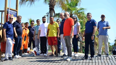 Kumluca'da yüzme alanlarında denetim