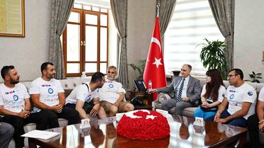 Manisalı engelli yüzücüler Macaristan yolcusu