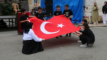 Cumapazarı Okulunda Yıl Sonu Şenliği
