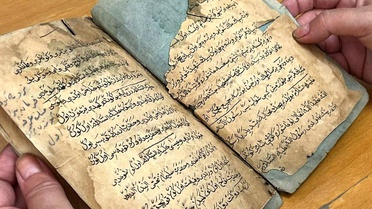 Ege Üniversitesi'nde Nadir El Yazmaları Dijitalleşiyor