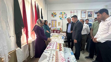 Adaklı'da el emeği ürünler görücüye çıktı