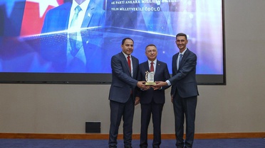 Fuat Oktay: 'Yılın Milletvekili' ödülüne layık görülmekten memnuniyet duydum