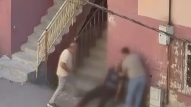 Kiracı, Ev Sahibine Bıçakla Saldırdı