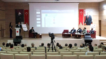 Sorgun'da tarımın geleceği masaya yatırıldı: 'Geleceğin en stratejik konusu su ve gıda'