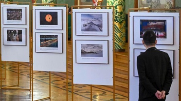 Moskova'da Çin'in Başarıları Sergileniyor