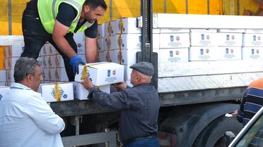 Güdül Belediyesi'nden Arıcılara Destek