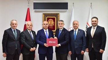 Giresun'a gençlik merkezi ve yüzme havuzu