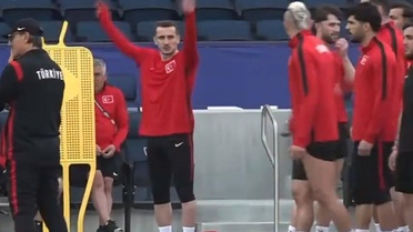 Kerem Galatasaray'ın yıldızına 'Lan gerizekalı' dedi, ortalık karıştı