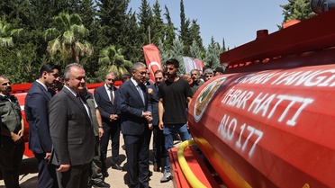 Mardin'de Yangınla Mücadele İçin Su Tankerleri Dağıtıldı