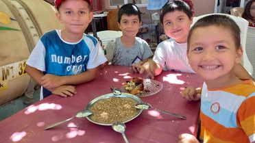 Sarıgöl'de aşure kazanları kaynamaya başladı