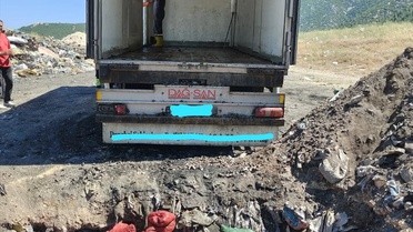 Soma'da 4 Ton Bozuk Midye İmha Edildi