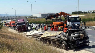 Büyükçekmece'de Zincirleme Kaza