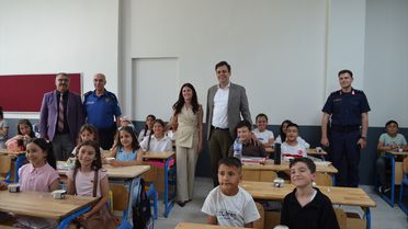 Şabanözü ve Ilgaz'da 1749 öğrenci karne aldı, yaz tatili başladı
