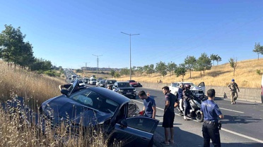 Çorlu'da Zincirleme Kazalar: 3 Yaralı