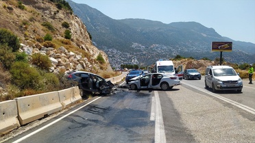 Kaş'ta Trafik Kazası: 4 Yaralı