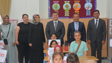 6 ilde öğrenciler karne sevinci yaşadı