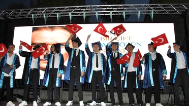 SAL Lisesi 17. Mezunlarını Uğurladı