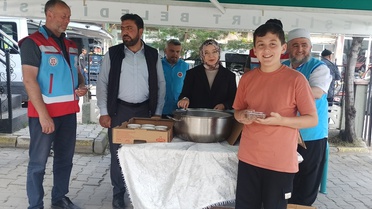 Yeşilyurt ve Başçiftlik'te Aşure İkramı
