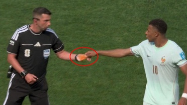5 gollü maça damga vuran an: Ne yapıyorsun Mbappe?