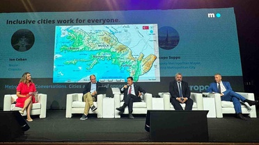 Başkan Aras Dünya Metropoller Birliği Genel Kurulu'nda konuştu