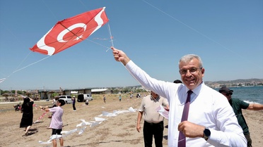 Biga'da Uçurtma Şenliği Heyecanı