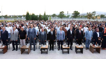 DOSTEK Kolejinde 228 öğrenci mezuniyet heyecanı yaşadı