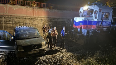 Elazığ'da Tren Kazası: 2 Yaralı