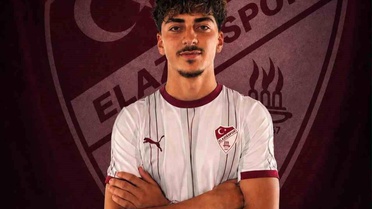 Elazığspor İsmail Esat Buğa'yı Kiraladı