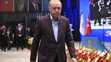 Erdoğan'a 25'inci yıl sürprizi! AK Parti'nin yeni şarkısı ilk kez dinletildi