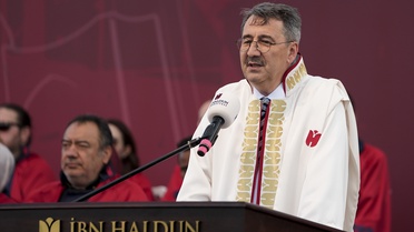 İbn Haldun Üniversitesi 8. Mezuniyet Töreni: 'Sizler Türkiye Yüzyılı'nı İnşa Edeceksiniz'