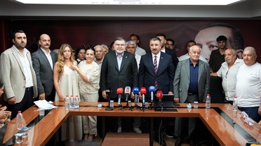 AK Parti'ye 370 Yeni Üye Katıldı