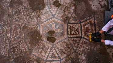 Smyrna'da 1500 Yıllık Mozaik Bulundu