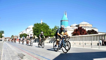 Avrupa bisiklet başkenti Konya'da Granfondo bisiklet yol yarışı heyecanı yaşandı