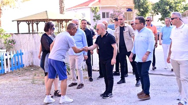 Vali Varol, Doğanbey'de Esnaf ve Vatandaşlarla Buluştu