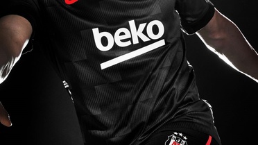 Beşiktaş'ın Yeni Forması Tanıtıldı