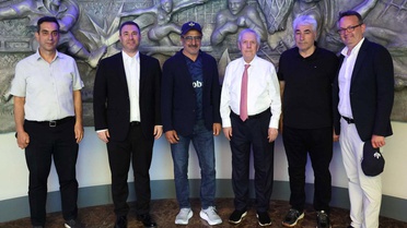 Chobani'nin kurucusu Hamdi Ulukaya'dan Aziz Yıldırım'a ziyaret