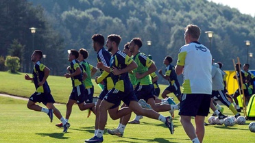 Fenerbahçe, Yeni Sezona Topuk Yaylası'nda Hazırlanıyor