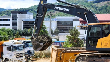 Gölcük'te dev spor kompleksinin hafriyat çalışmaları başladı