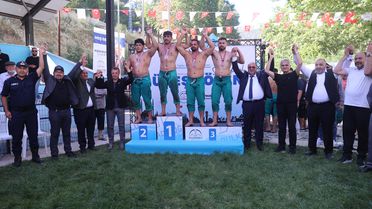 Kahramanmaraş'ta 454 pehlivan er meydanında mücadele etti