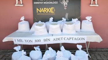 Adana'da 1.8 Milyon Uyuşturucu Hap Ele Geçirildi