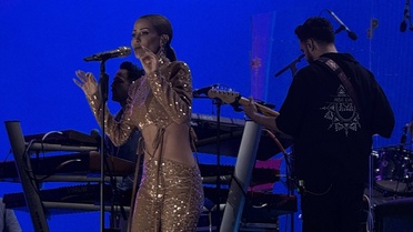 Derya Uluğ Bursa'da Coşturdu