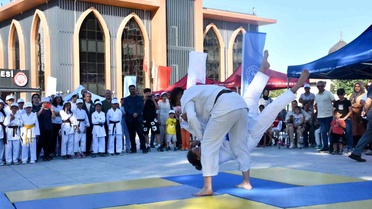 Afyonkarahisar'da GSB Spor Okulları Açıldı