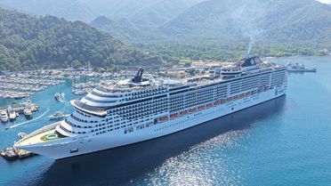 Marmaris'e 4 Bin Turist Getiren Dev Kruvaziyer