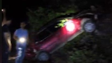 Osmaniye'de otomobil uçuruma yuvarlandı: 2 yaralı