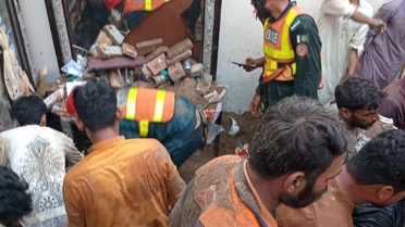 Pakistan'da Dershane Çatısı Çöktü: 14 Çocuk Hayatını Kaybetti