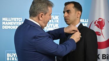 Anahtar Parti’de istifa depremi! Üst düzey kurmaylar Büyük Birlik Partisi’ne geçti