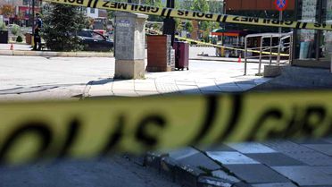 Elazığ'da Şüpheli Valiz Patlatıldı